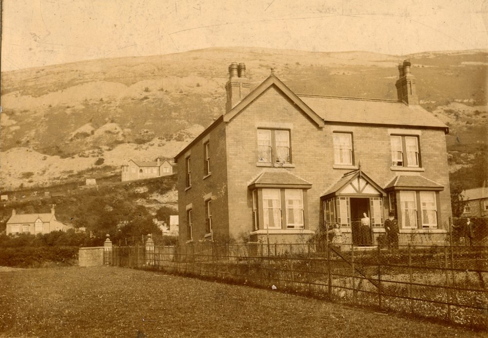 Cwm Road & Foel Park